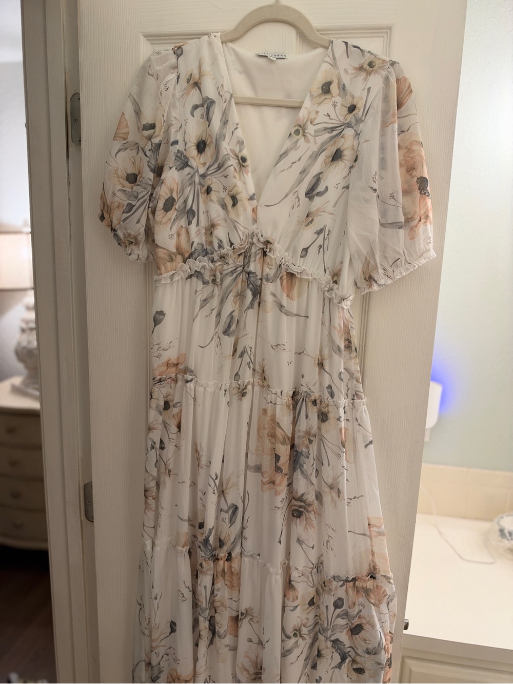 Baltic Born Floral V-Neck Maxi Dress - Soft White & Peach